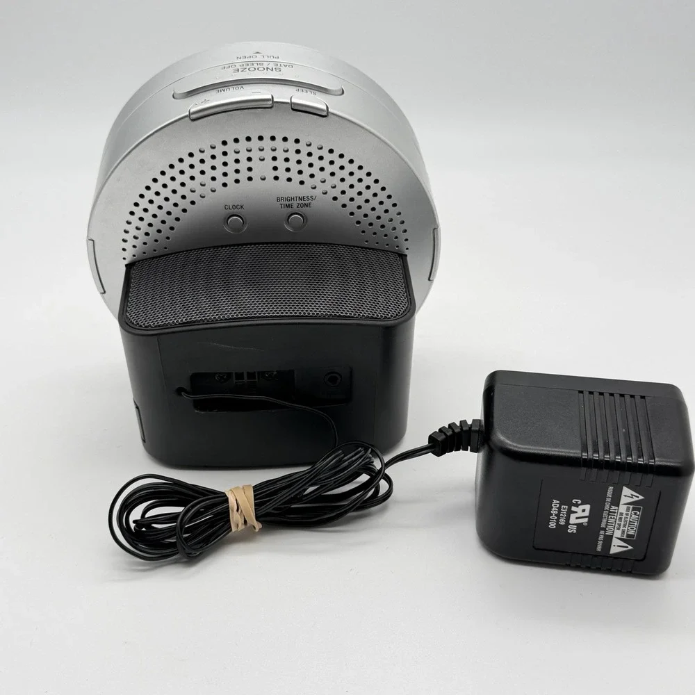 Sony Dream Machine ICF-CD3iP CD Clock Radio iPod iPhone Dock Tested Works